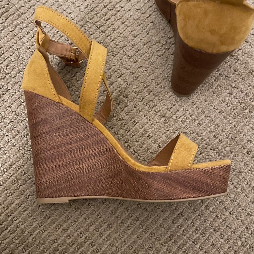 Wedges - Picture 4 of 4